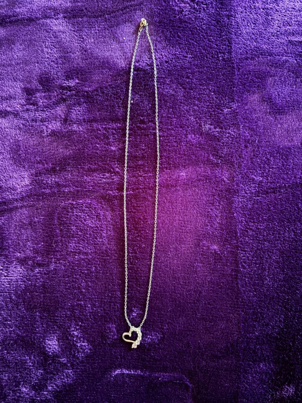 Delicate Heart Pendant Necklace - Gold Tone